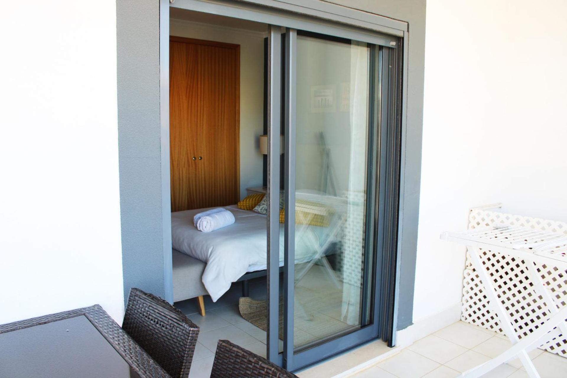 Apartment With Terrace Albufeira Olhos De Agua Luaran gambar