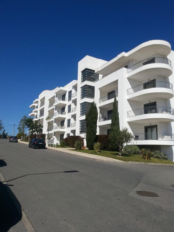 Apartment With Terrace Albufeira Olhos De Agua Luaran gambar